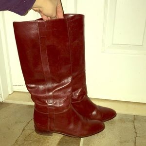 DONATING MONDAY Burgundy Italian leather boots 7.5